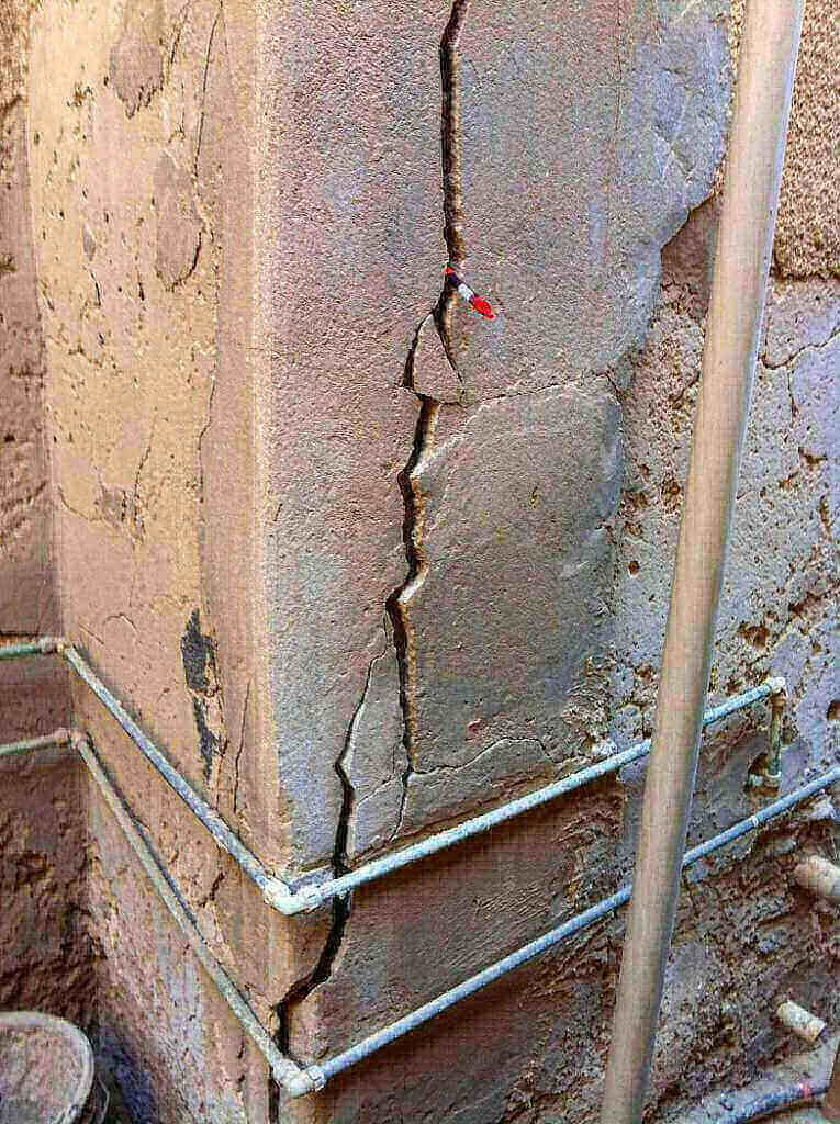 Structural Crack in Column