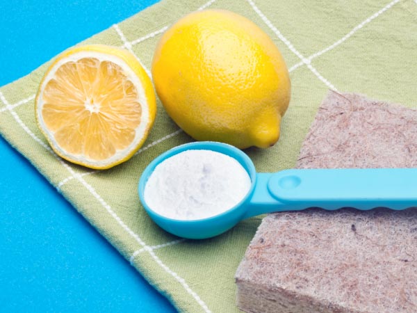 Removing Rust Stains using Lemon and Salt