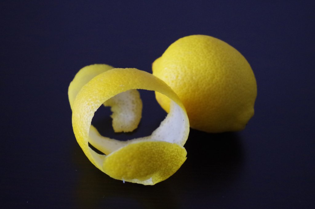 Citrus-lemon peel