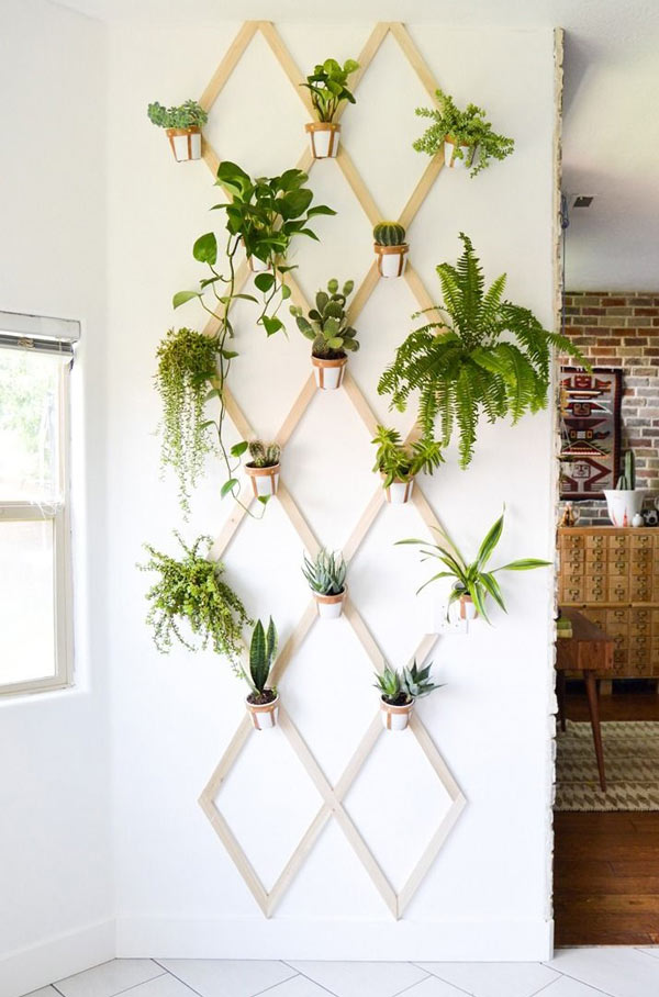 Natural decor element - Leaves as Creative Wall Hangings