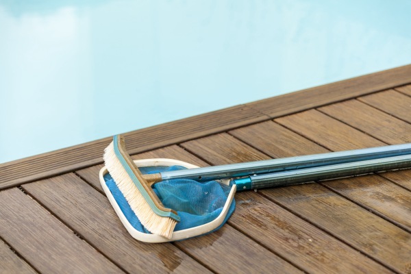 Pool Cleaning Brush and Skimmer Net