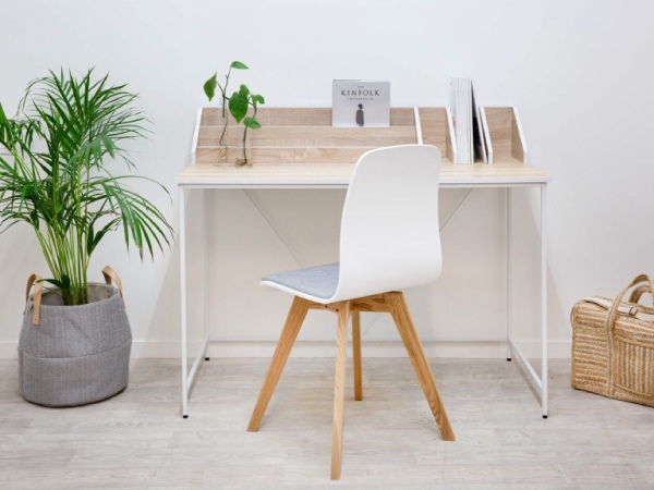 Proportionate Chair with Office desk