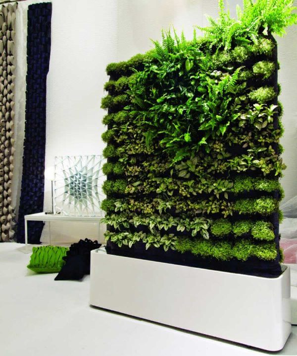 Vertical gardens for indoors
