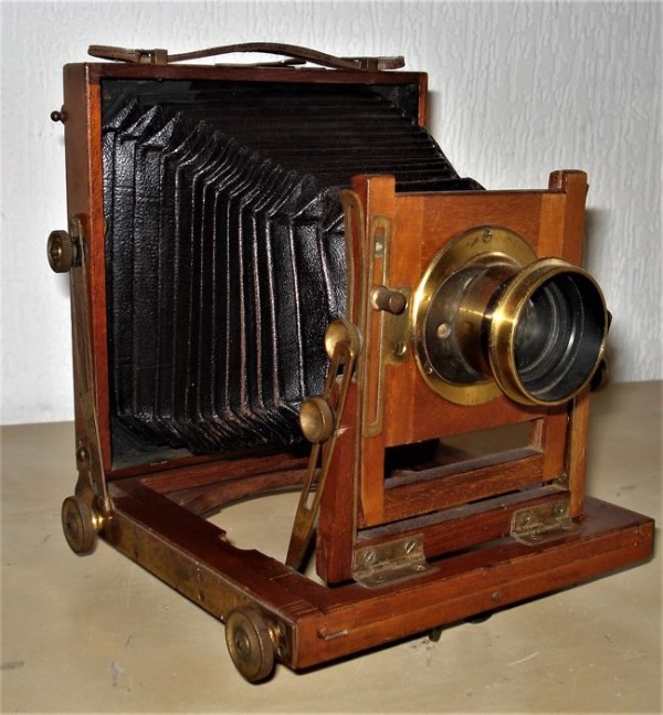 Antique - Old Design Camera
