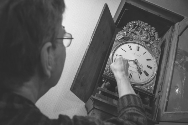Care of antique clocks - Repairing