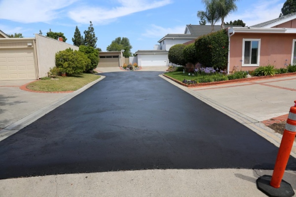 Asphalt Resurfacing increases the Aesthetic Appeal of Your House