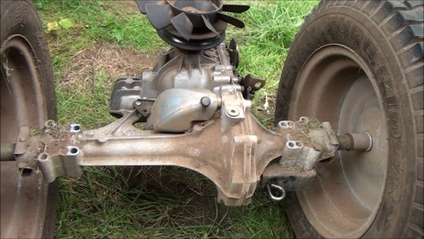 Transmission Part of Lawn Mower