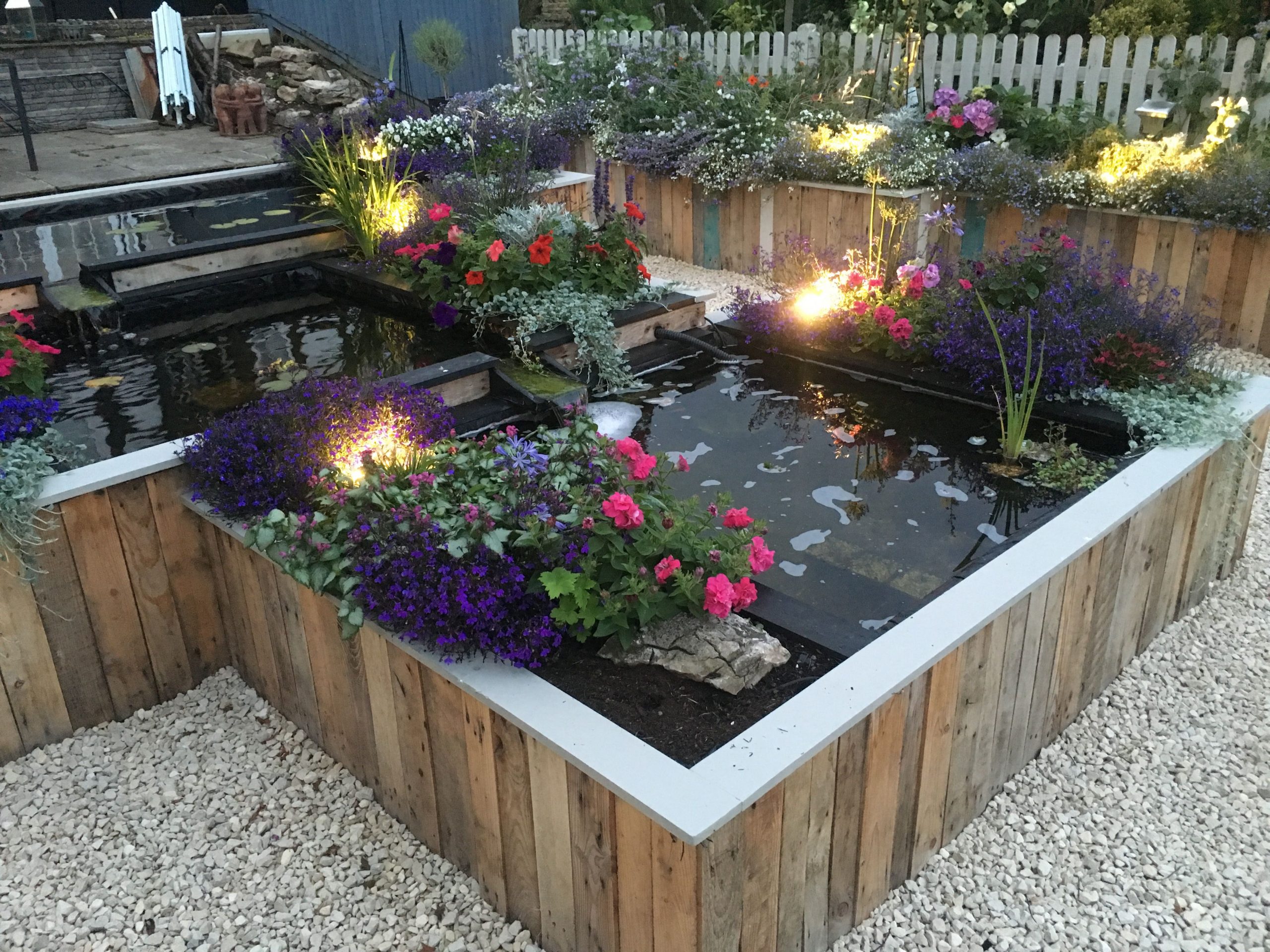 Repurposing Old Pallets for DIY Garden Water body