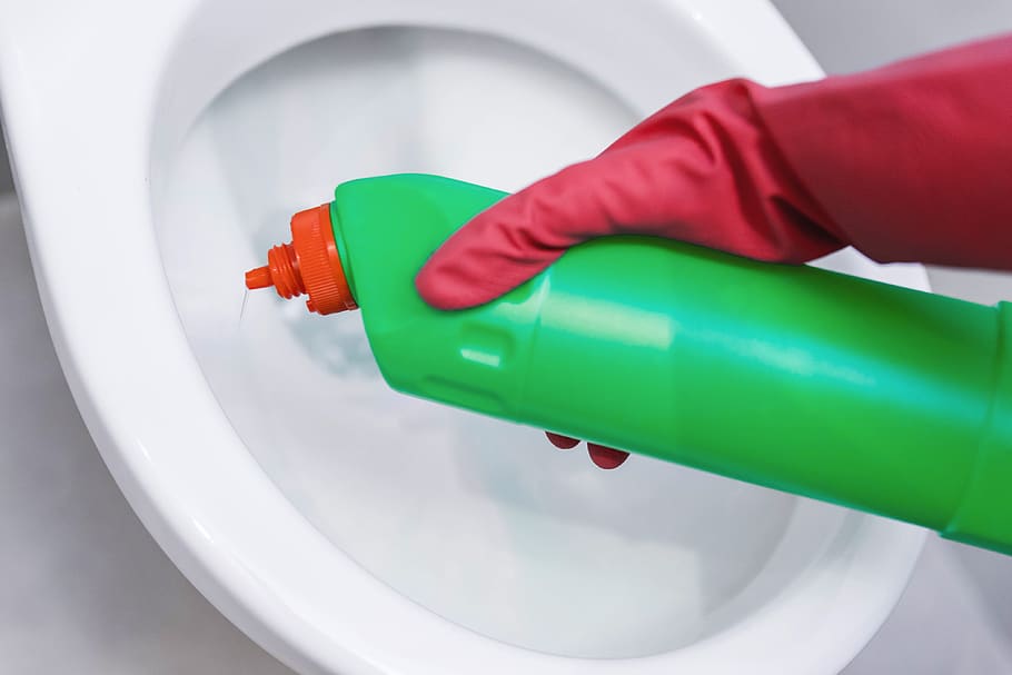 Toilet Disinfectant Keeps Germs Away