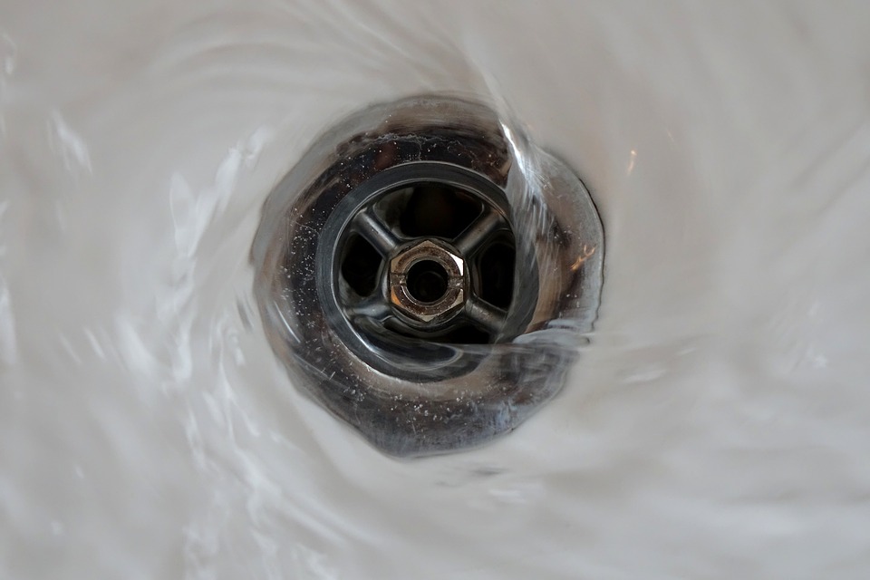 Keep Drains of Your Commercial Plumbing Clear
