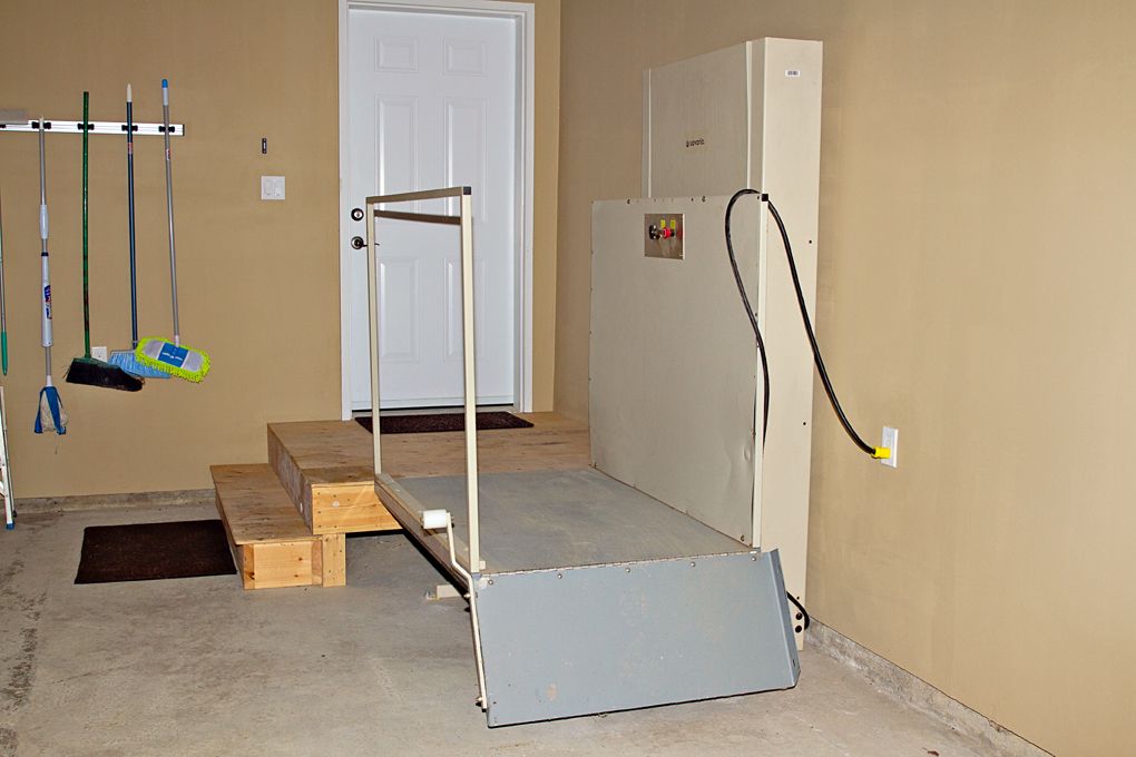Wheelchair Lift for Disabled People