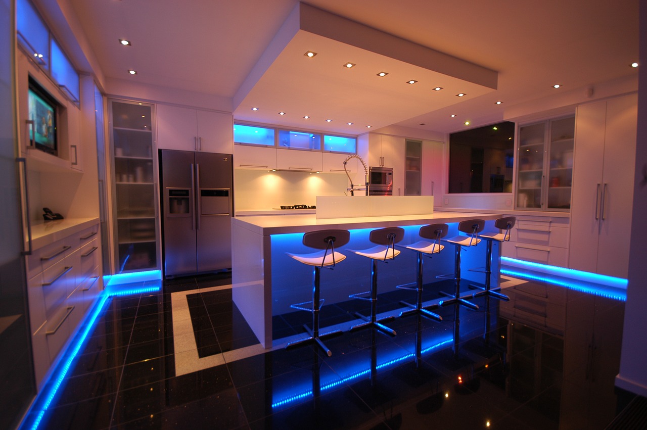 Kitchen lighting fixtures