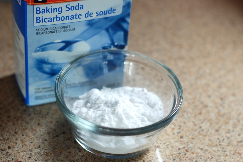Mold Cleaning using Baking Soda